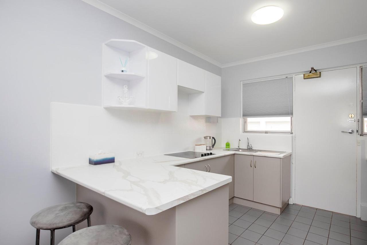 Glenelg Oasis Studios Adelaide Bagian luar foto